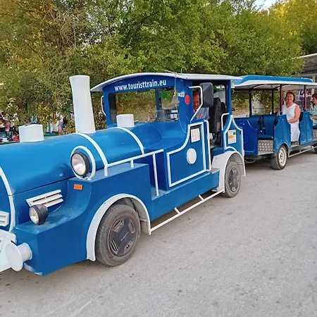 Natalja In Shartrez * Shkorpilovtsi